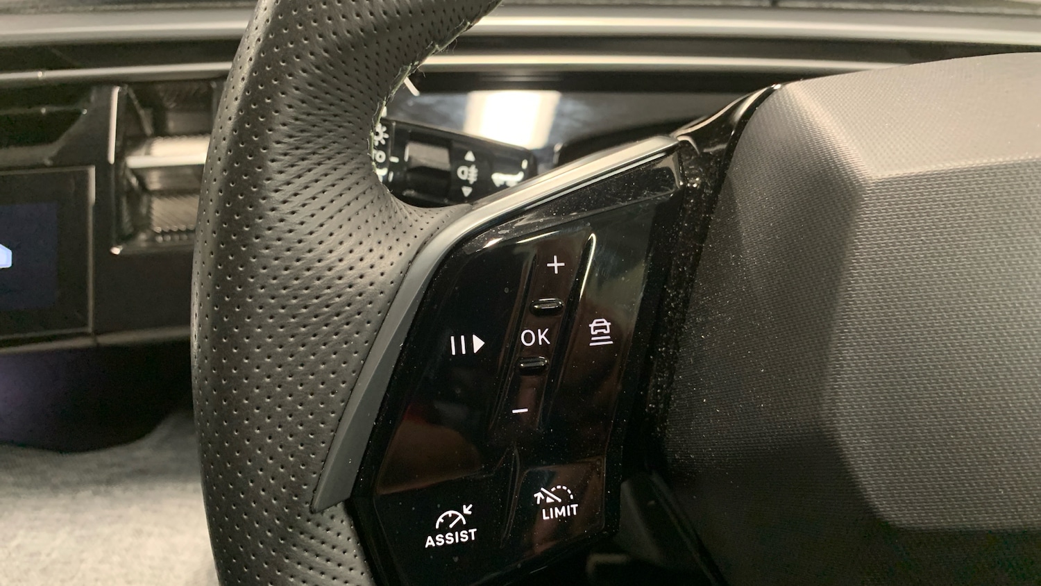 Used Peugeot 3008 2024 for sale - 76458448: Photo 23