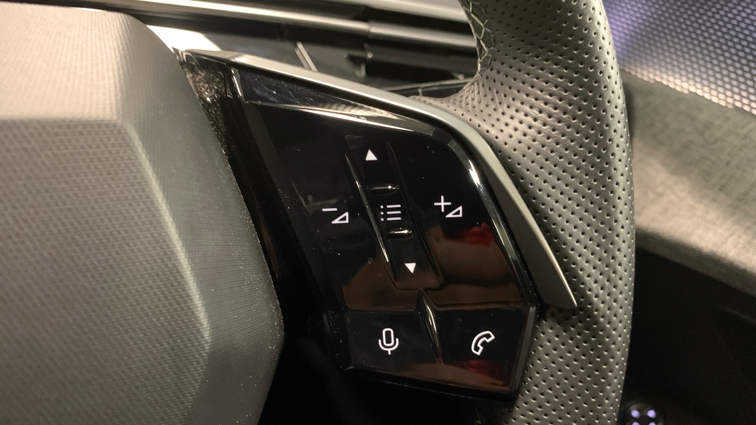 Used Peugeot 3008 2024 for sale - 76458448: Photo 24