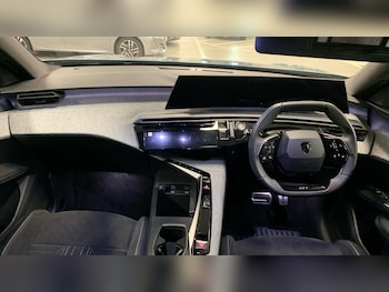 Used Peugeot 3008 2024 for sale - 76458448: Photo