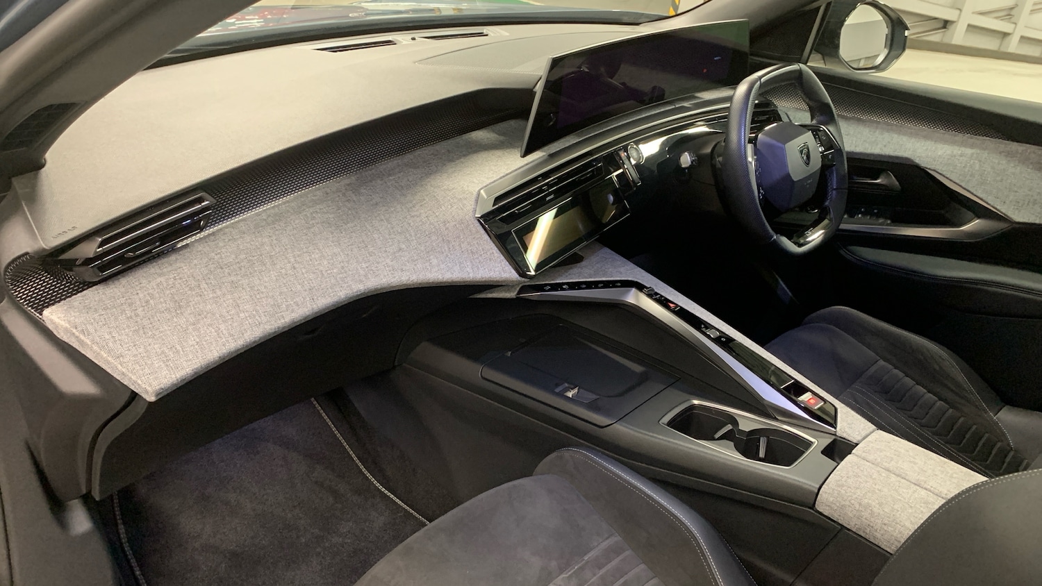 Used Peugeot 3008 2024 for sale - 77157208: Photo 13