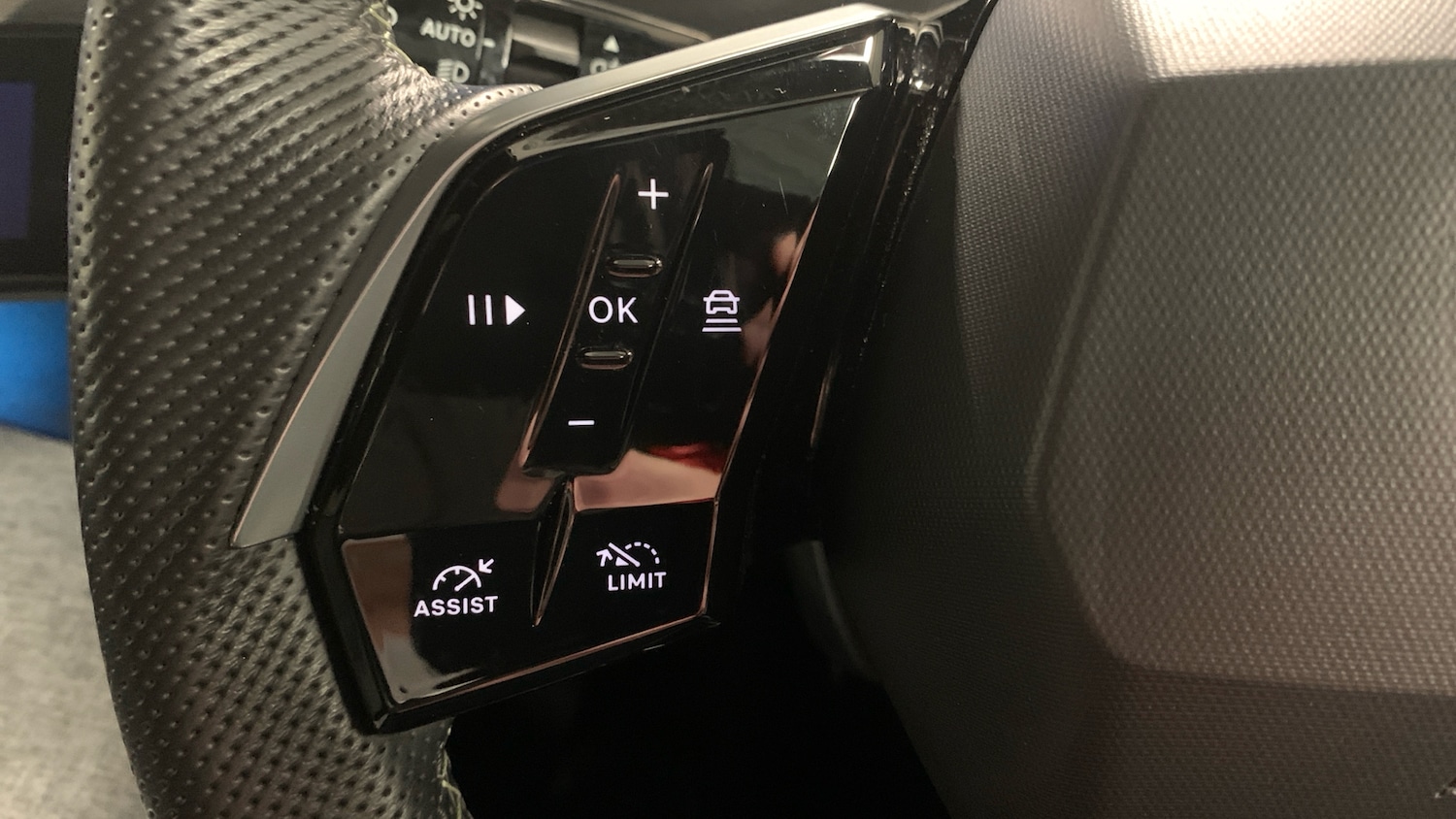 Used Peugeot 3008 2024 for sale - 77157208: Photo 24