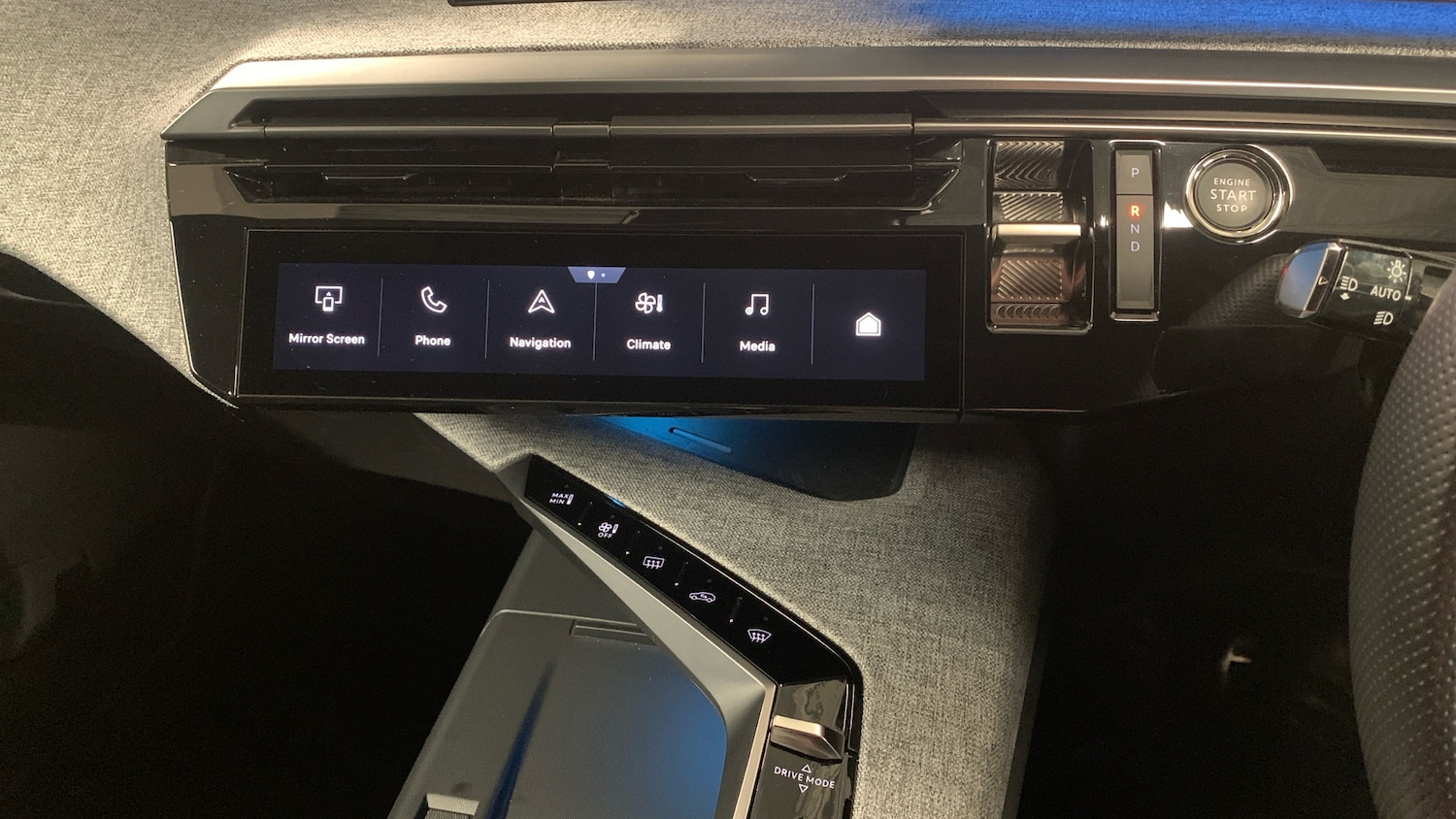 Used Peugeot 3008 2024 for sale - 77157208: Photo 34