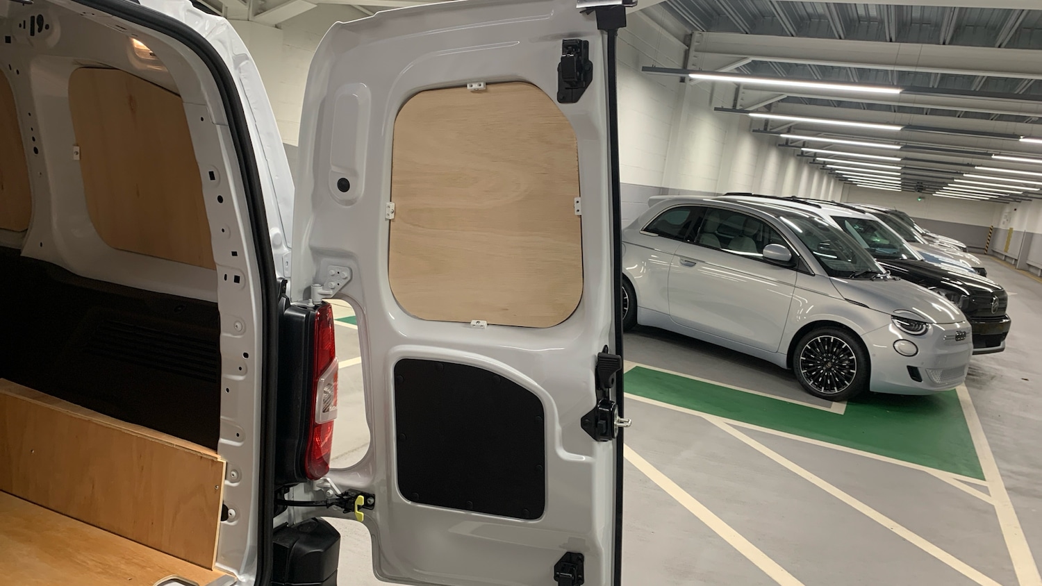 Used Citroen Berlingo 2023 for sale - 76856181: Photo 43