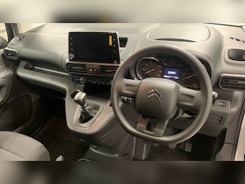 Used Citroen Berlingo 2023 for sale - 76856181: Photo