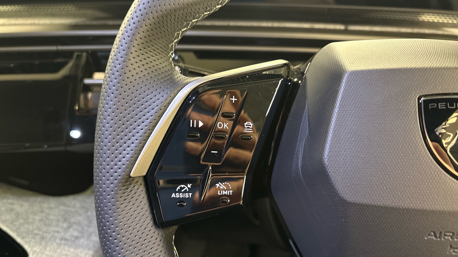 Used Peugeot 3008 2025 for sale - 77268692: Photo 24