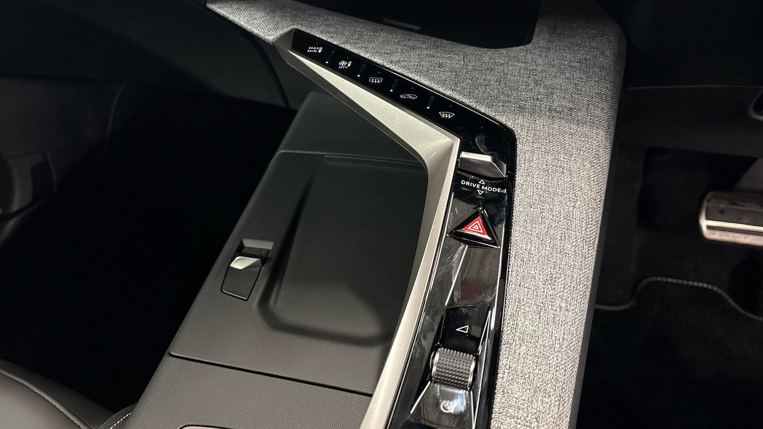 Used Peugeot 3008 2025 for sale - 77268692: Photo 41