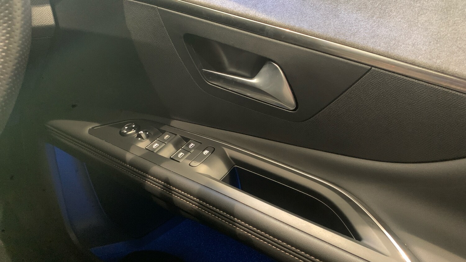 Used Peugeot 3008 2023 for sale - 76458425: Photo 22