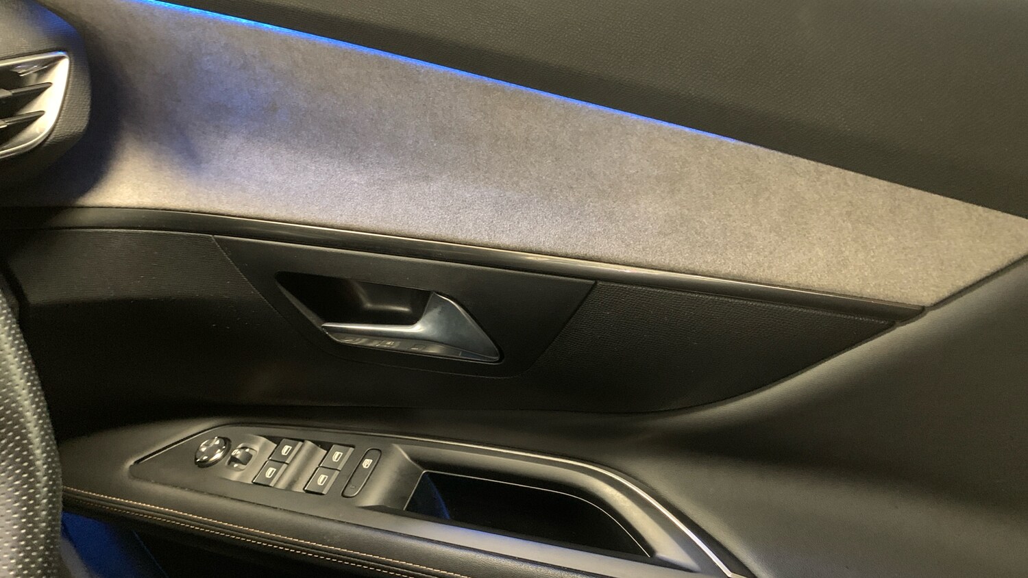 Used Peugeot 3008 2022 for sale - 75901317: Photo 22