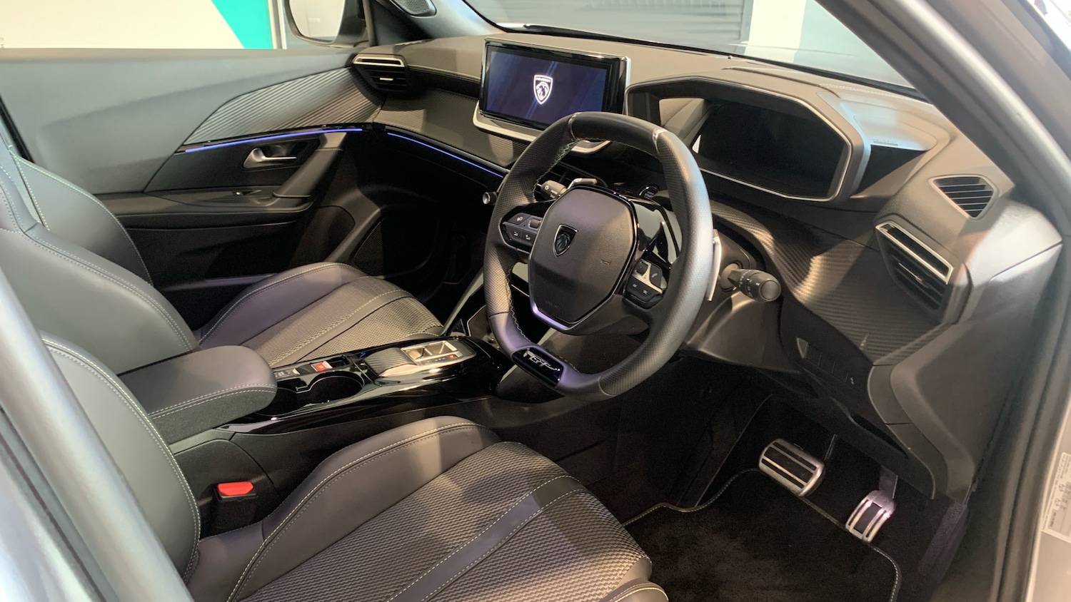 Used Peugeot 2008 2025 for sale - 76372206: Photo 11