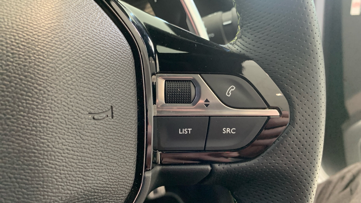 Used Peugeot 2008 2025 for sale - 76372206: Photo 24