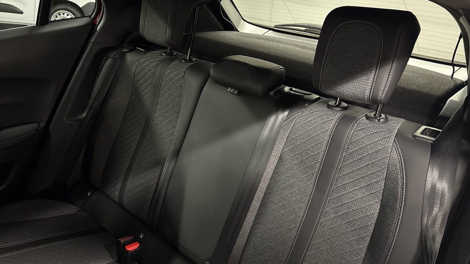 Used Peugeot 2008 2025 for sale - 76977295: Photo 25