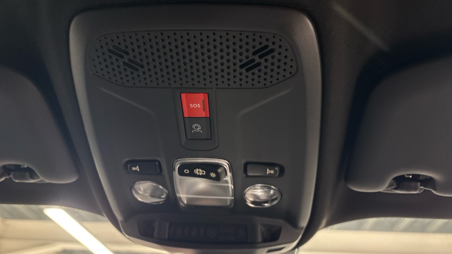 Used Peugeot 2008 2025 for sale - 76977295: Photo 38