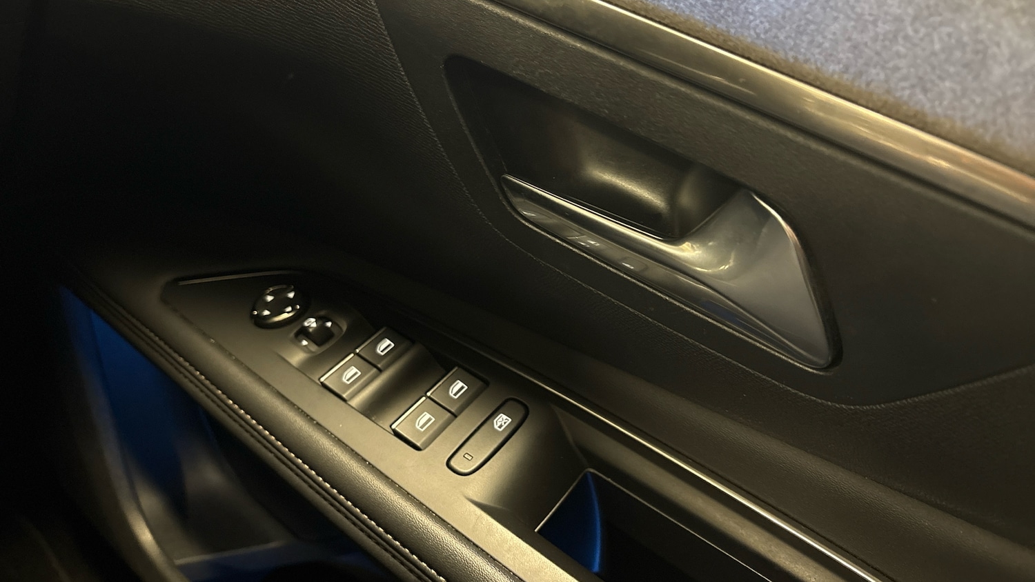 Used Peugeot 3008 2023 for sale - 76927447: Photo 23