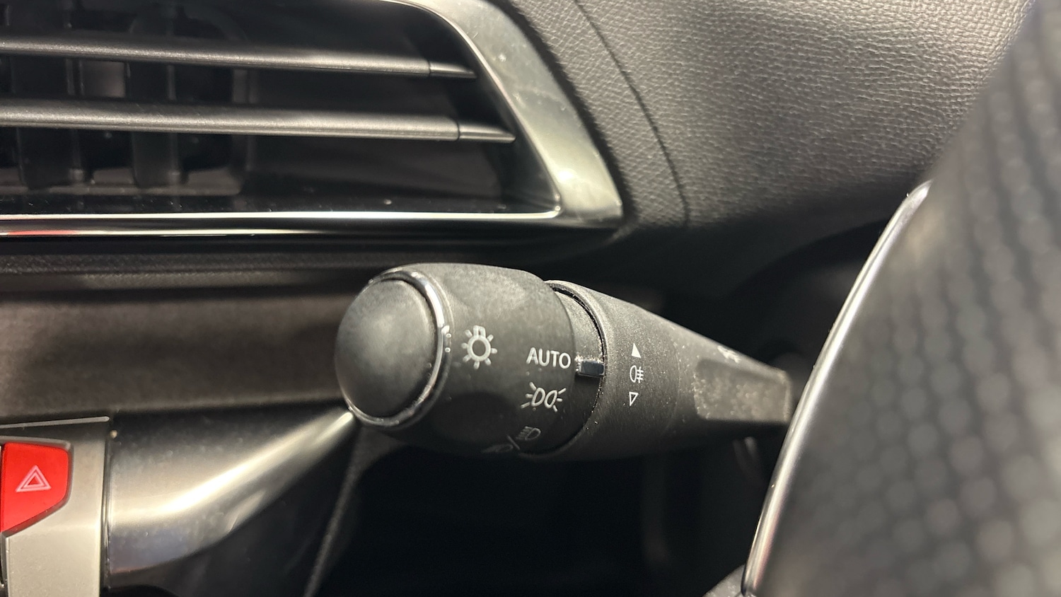 Used Peugeot 3008 2023 for sale - 76927447: Photo 28