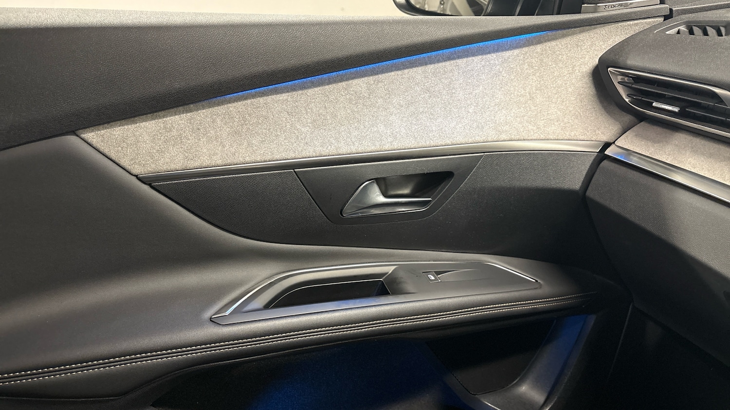 Used Peugeot 3008 2023 for sale - 76927447: Photo 42