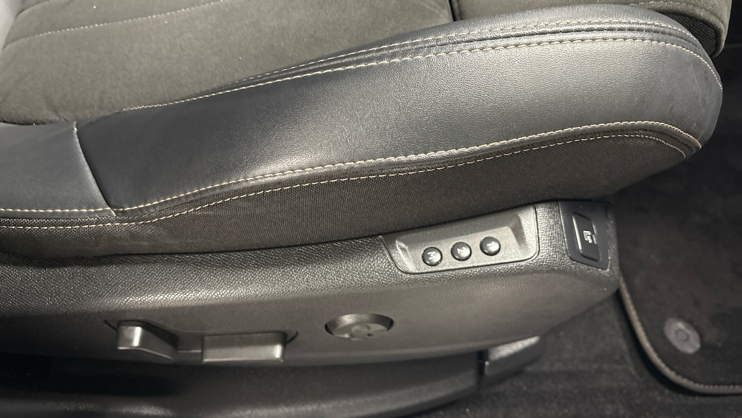 Used Peugeot 3008 2023 for sale - 76927447: Photo 55