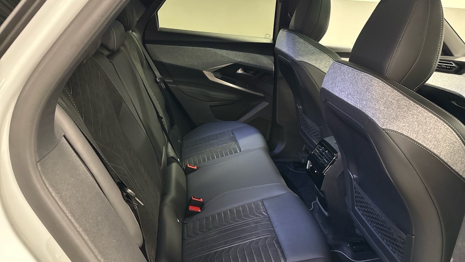 Used Peugeot 3008 2025 for sale - 77315787: Photo 34