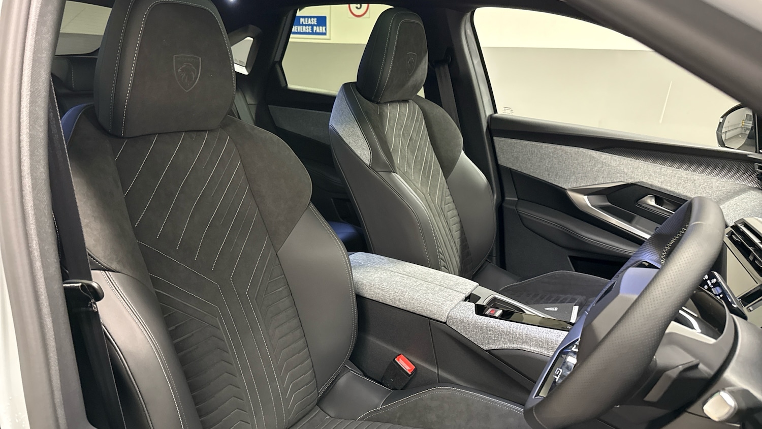 Used Peugeot 3008 2025 for sale - 77315787: Photo 43