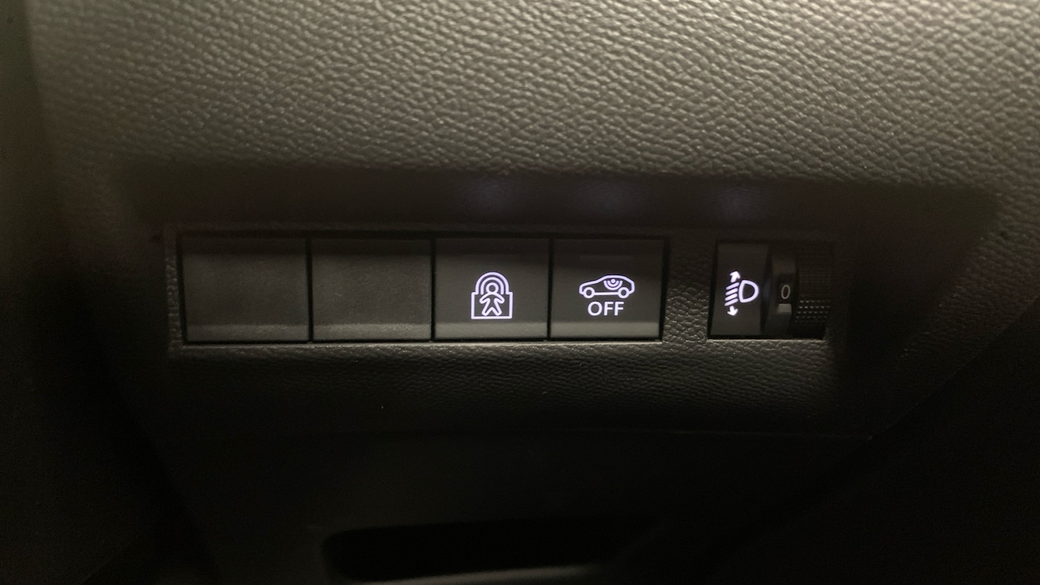 Used Peugeot 208 2025 for sale - 78063259: Photo 34