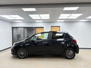 Used Toyota Yaris 2016 for sale - 77369982: Photo