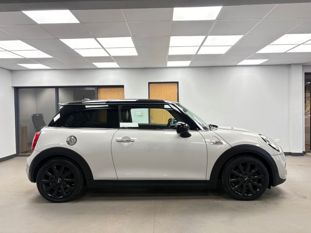 Used MINI Hatch 2017 for sale - 77936636: Photo 3
