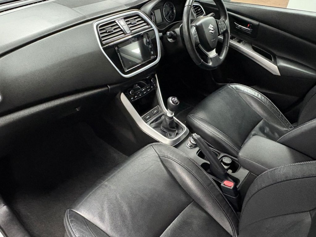 Used Suzuki SX4 S-Cross 2017 for sale - 76304311: Photo 11