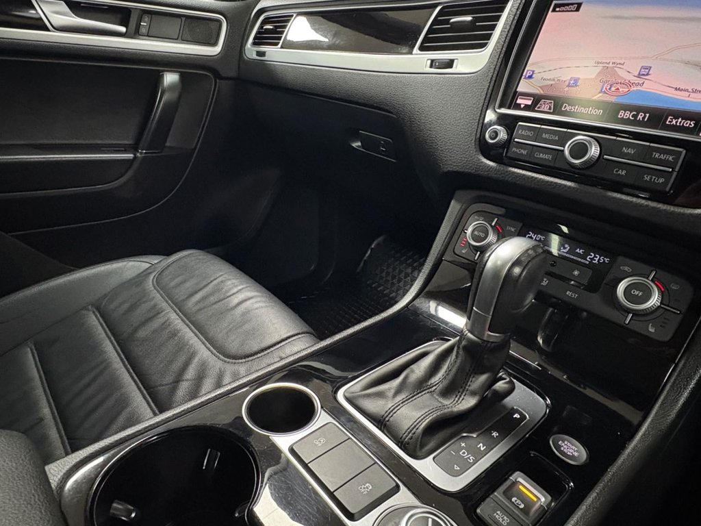 Used Volkswagen Touareg 2017 for sale - 78030528: Photo 15