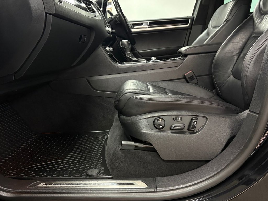 Used Volkswagen Touareg 2017 for sale - 78030528: Photo 7