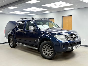 Used Nissan Navara 2013 for sale - 76304052: Photo