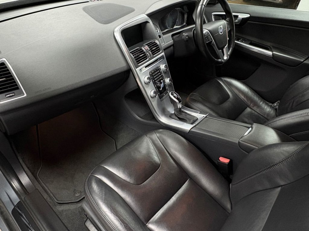 Used Volvo XC60 2017 for sale - 77341686: Photo 10