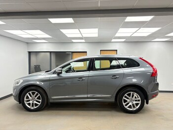 Used Volvo XC60 2017 for sale - 77341686: Photo