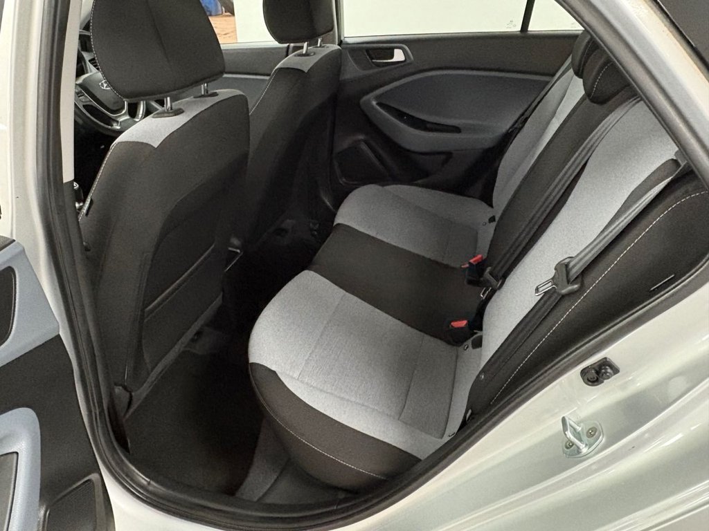 Used Hyundai i20 2016 for sale - 78181349: Photo 11