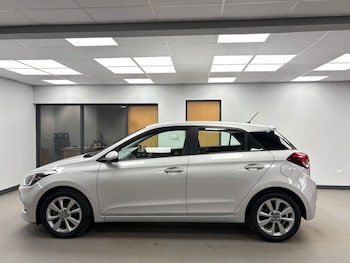 Used Hyundai i20 2016 for sale - 78181349: Photo