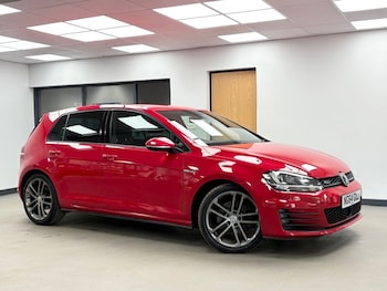 Used Volkswagen Golf 2015 for sale - 75020103: Photo