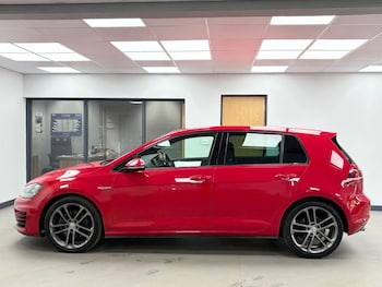 Used Volkswagen Golf 2015 for sale - 75020103: Photo