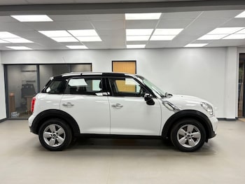 Used MINI Countryman 2016 for sale - 79166632: Photo