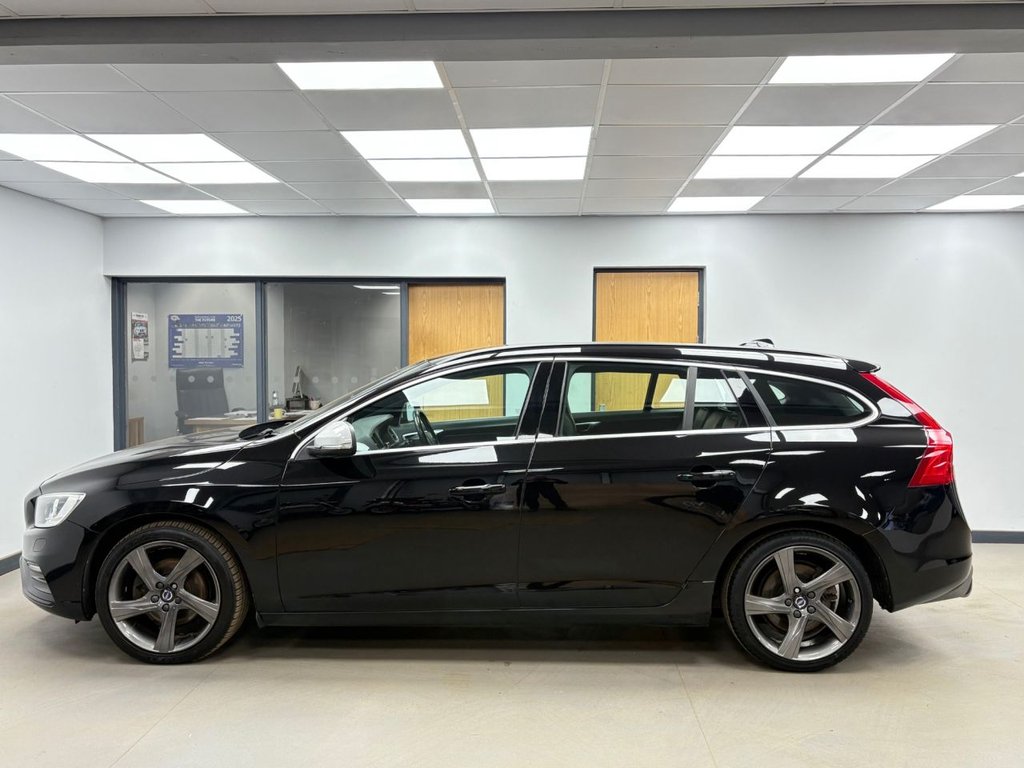 Used Volvo V60 2016 for sale - 76934711: Photo 4