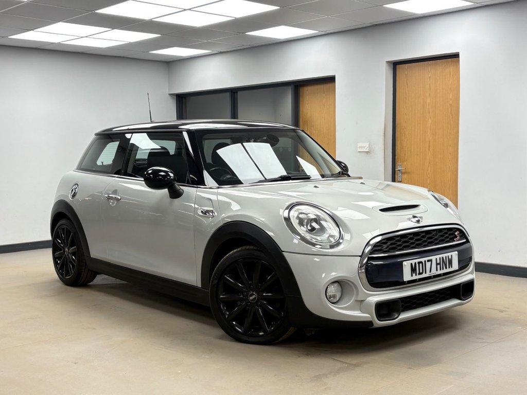 Used MINI Hatch 2017 for sale - 77608907: Photo 1