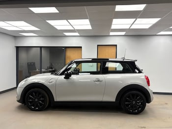 Used MINI Hatch 2017 for sale - 77608907: Photo
