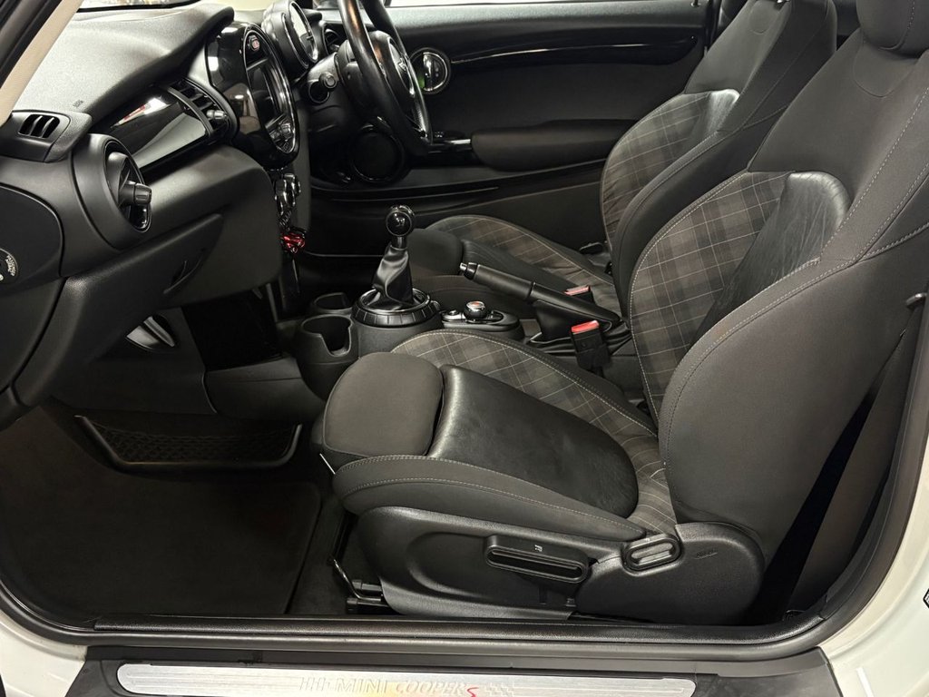 Used MINI Hatch 2017 for sale - 77608907: Photo 8