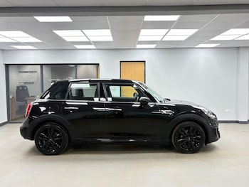 Used MINI Hatch 2020 for sale - 79517749: Photo