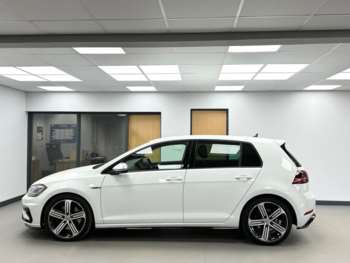 Used Volkswagen Golf 2020 for sale - 74077625: Photo
