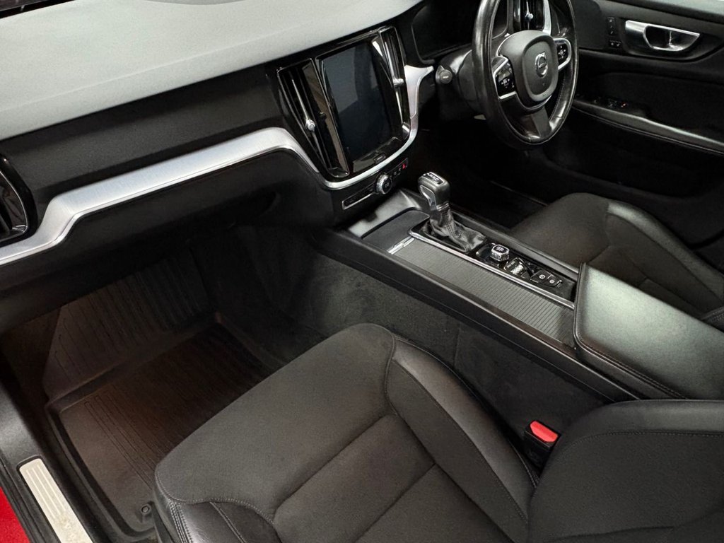Used Volvo V60 2018 for sale - 76535822: Photo 10