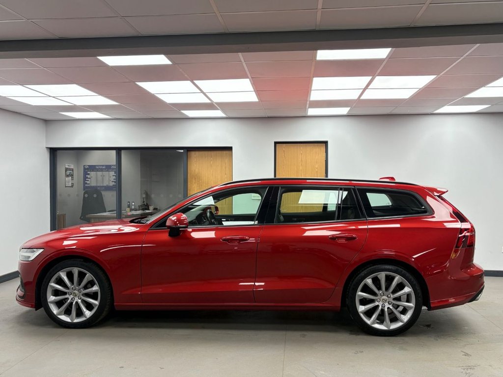 Used Volvo V60 2018 for sale - 76535822: Photo 4