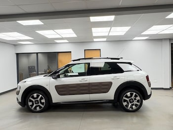 Used Citroen C4 Cactus 2015 for sale - 77920548: Photo