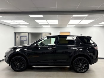 Used Land Rover Discovery Sport 2017 for sale - 76147725: Photo