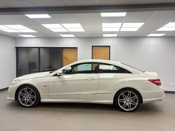 Used Mercedes-Benz E Class 2012 for sale - 77693093: Photo