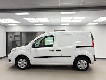 Used Renault Kangoo 2018 for sale - 76203470: Photo