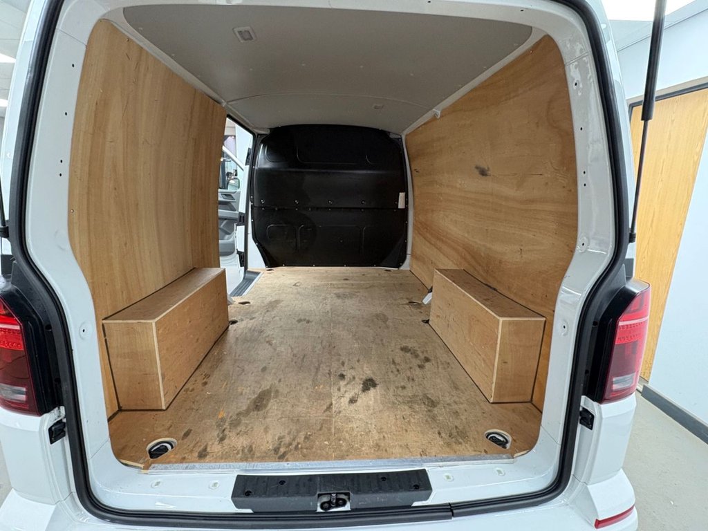 Used Volkswagen Transporter 2024 for sale - 77463999: Photo 12