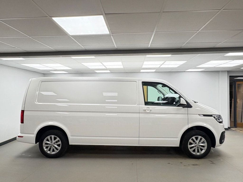 Used Volkswagen Transporter 2024 for sale - 77463999: Photo 3